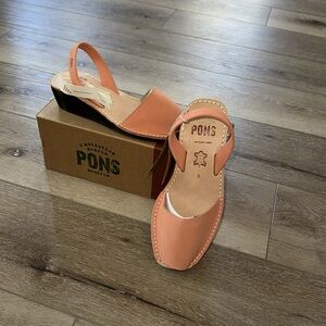 NIB New Pons Wedge Sandals in Coral